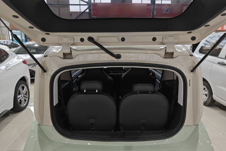 Used Baojun KiWi EV 2023 Smart Trend Edition Lithium Iron Phosphate Trunk