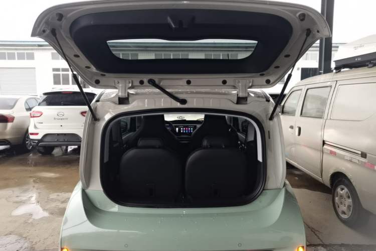 Used Baojun KiWi EV 2023 DJI Edition Lithium Iron Phosphate Trunk