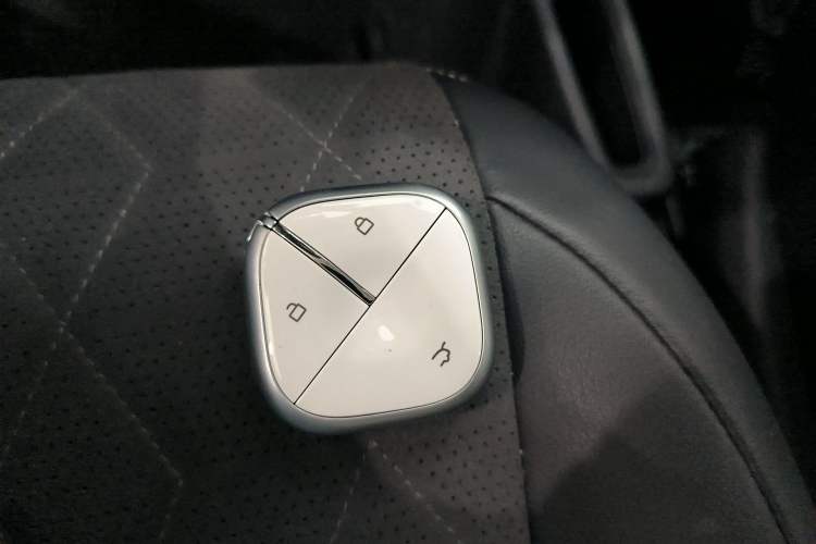 Used Baojun KiWi EV 2023 Smart Luxury Edition Ternary Lithium Vehicle Key