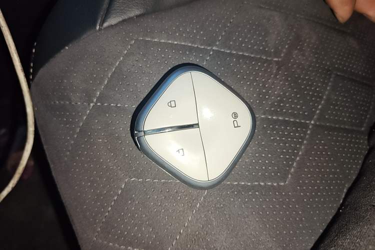 Used Baojun KiWi EV 2023 DJI Edition Lithium Iron Phosphate Vehicle Key