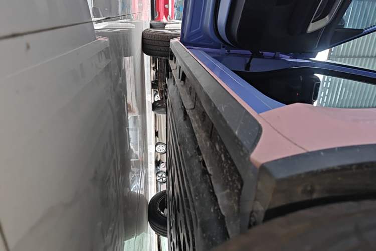 Used Baojun KiWi EV 2023 Smart Luxury Edition Lithium Iron Phosphate Left Side Sill