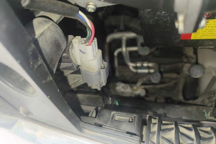 Used Baojun KiWi EV 2023 Smart Luxury Edition Ternary Lithium Engine Bay Right