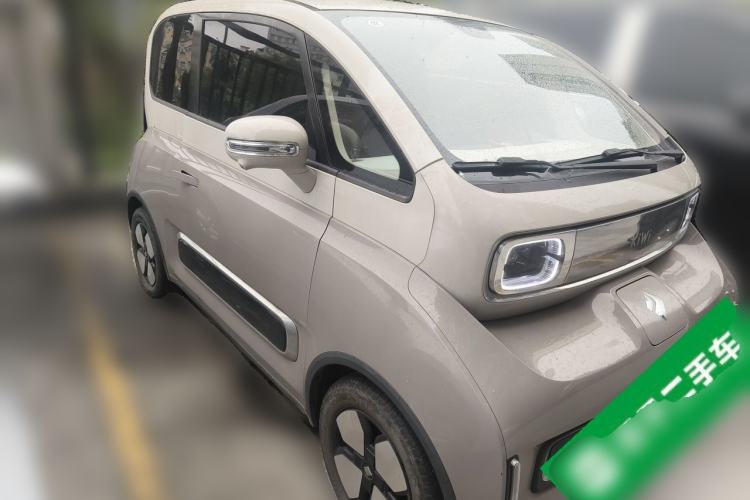 Used Baojun KiWi EV 2023 Smart Luxury Edition Ternary Lithium Front Right 45 Deg