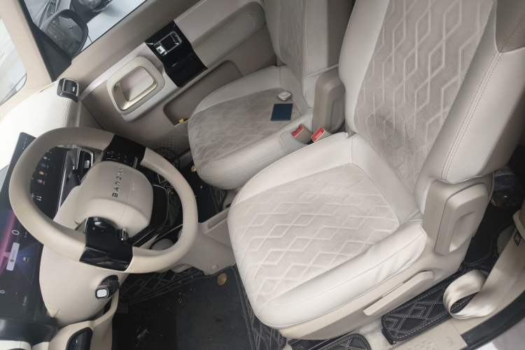 Used Baojun KiWi EV 2023 Smart Luxury Edition Ternary Lithium Left Front Seat