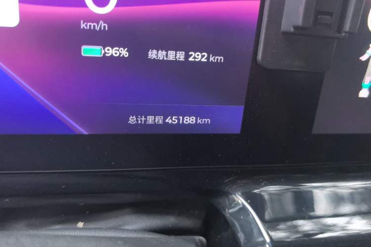 Used Baojun KiWi EV 2023 Smart Luxury Edition Ternary Lithium Odometer Close Up