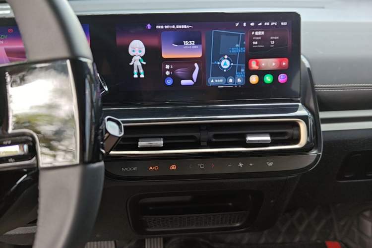 Used Baojun KiWi EV 2023 Smart Trend Edition Ternary Lithium Audio And AC Panel