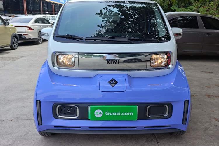 Used Baojun KiWi EV 2023 Smart Trend Edition Ternary Lithium Front