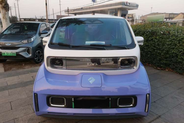Used Baojun KiWi EV 2023 DJI Edition Lithium Iron Phosphate Front