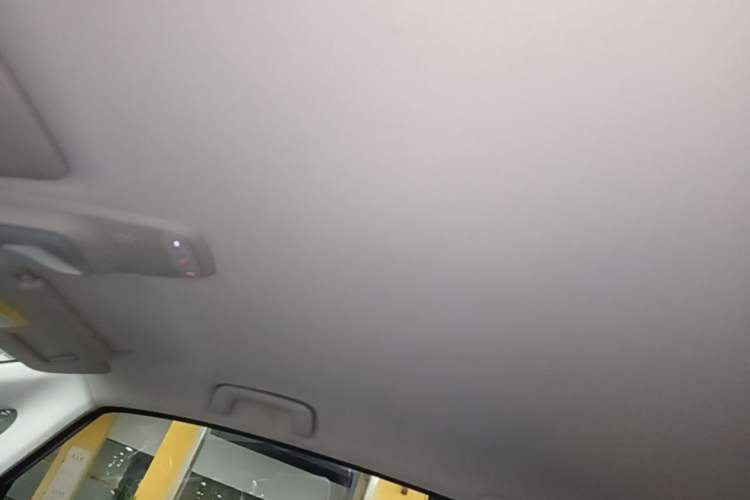 Used Baojun KiWi EV 2023 DJI Edition Lithium Iron Phosphate Headliner