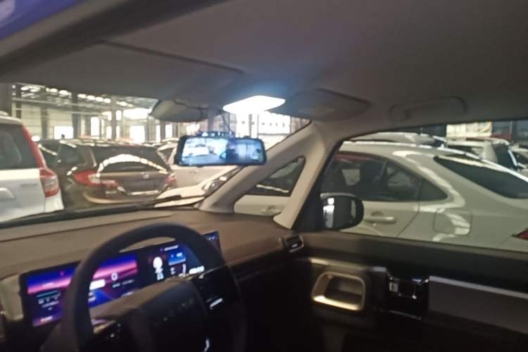Used Baojun KiWi EV 2023 Smart Luxury Edition Lithium Iron Phosphate Headliner