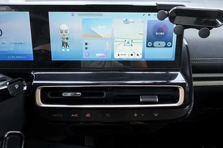 Used Baojun KiWi EV 2023 Smart Trend Edition Ternary Lithium Interior 1