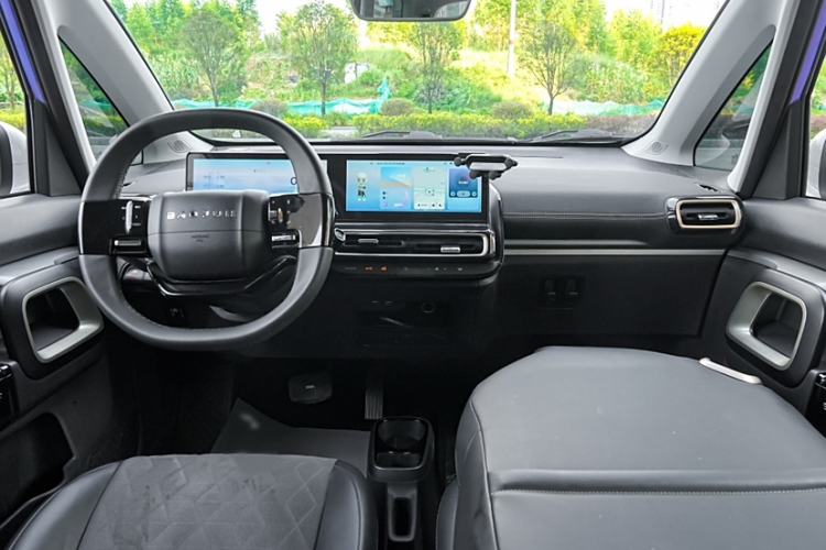 Used Baojun KiWi EV 2023 Smart Trend Edition Ternary Lithium Interior 3