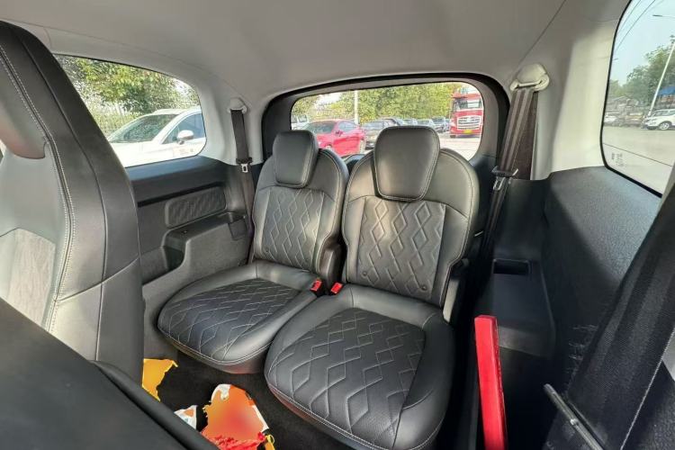 Used Baojun KiWi EV 2023 DJI Edition Lithium Iron Phosphate Interior 4