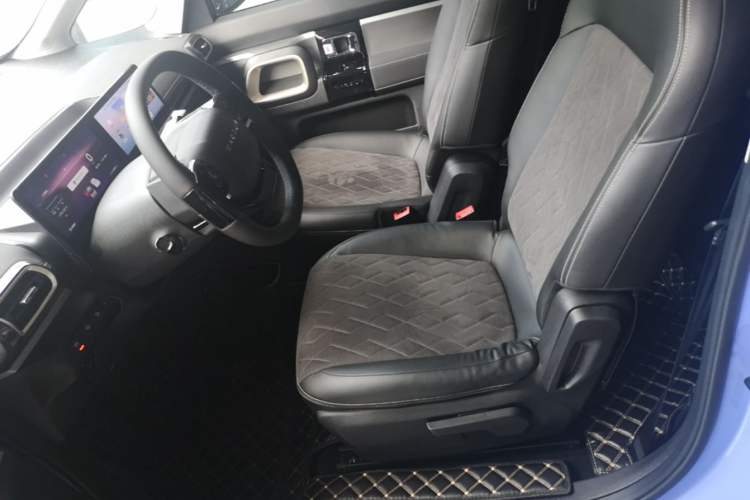 Used Baojun KiWi EV 2023 DJI Edition Lithium Iron Phosphate Left Front Seat