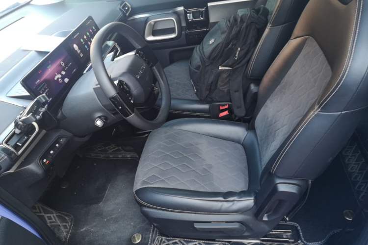 Used Baojun KiWi EV 2023 DJI Edition Lithium Iron Phosphate Left Front Seat