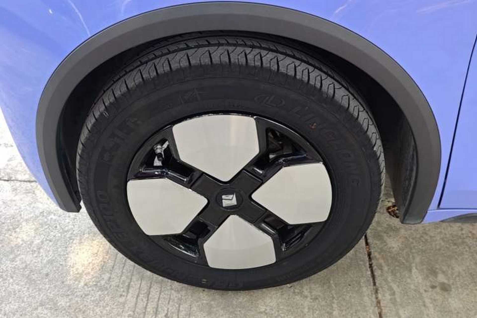 Used Baojun KiWi EV 2023 Smart Trend Edition Ternary Lithium Left Front Wheel Hub