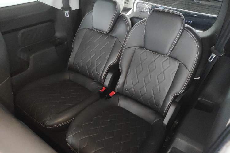 Used Baojun KiWi EV 2023 DJI Edition Lithium Iron Phosphate Left Rear Seat