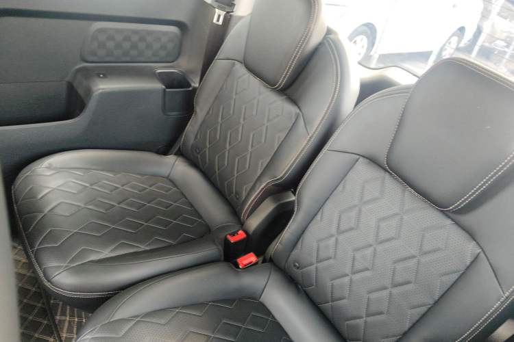 Used Baojun KiWi EV 2023 DJI Edition Lithium Iron Phosphate Left Rear Seat