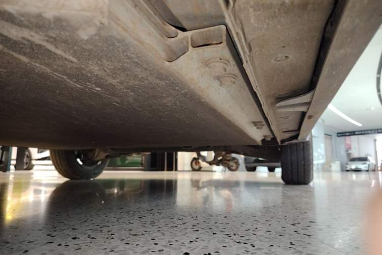 Used Baojun KiWi EV 2023 DJI Edition Lithium Iron Phosphate Left Side Sill