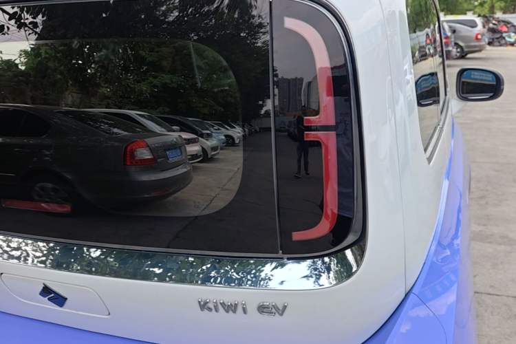 Used Baojun KiWi EV 2023 Smart Trend Edition Ternary Lithium Right Rear Taillight