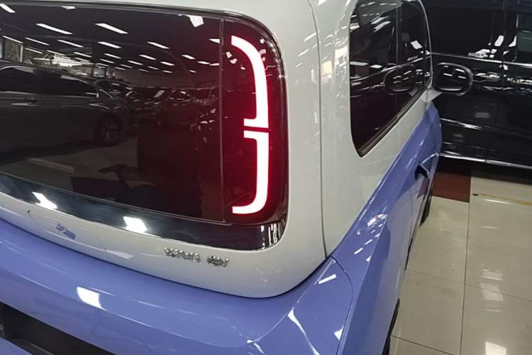 Used Baojun KiWi EV 2023 DJI Edition Lithium Iron Phosphate Right Rear Taillight