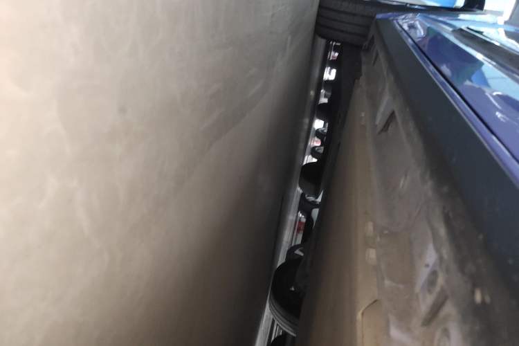 Used Baojun KiWi EV 2023 DJI Edition Lithium Iron Phosphate Right Side Sill
