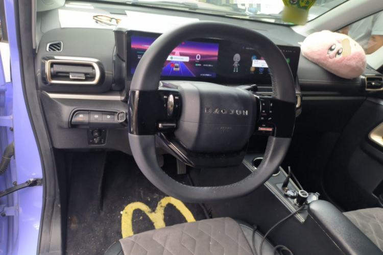 Used Baojun KiWi EV 2023 Smart Luxury Edition Ternary Lithium Steering Wheel