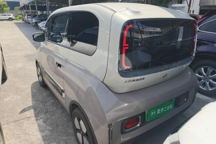 Used Baojun KiWi EV 2023 Smart Luxury Edition Lithium Iron Phosphate Rear Left 45 Deg