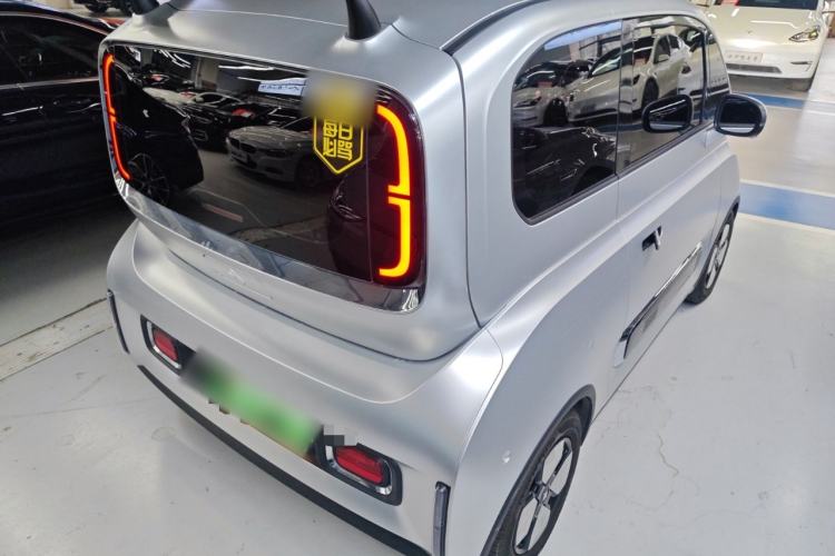 Used Baojun KiWi EV 2023 DJI Edition Lithium Iron Phosphate Rear Right 45 Deg