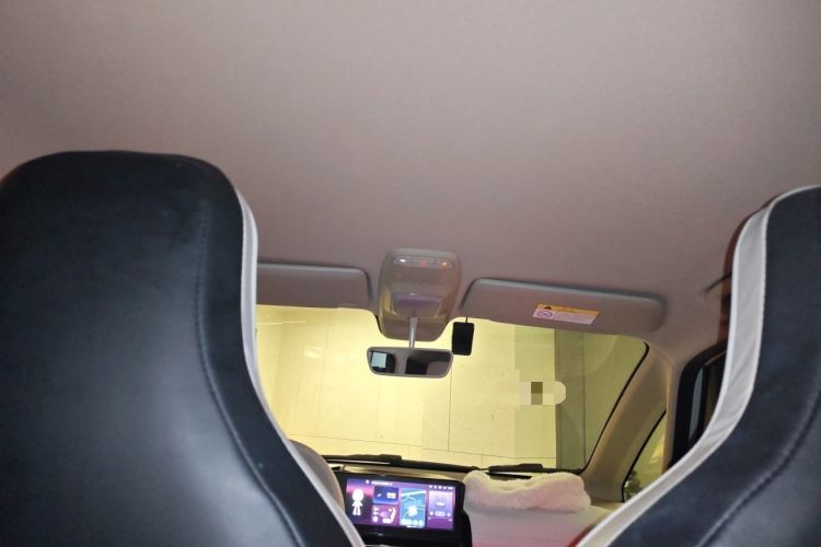 Used Baojun KiWi EV 2023 Smart Luxury Edition Lithium Iron Phosphate Headliner