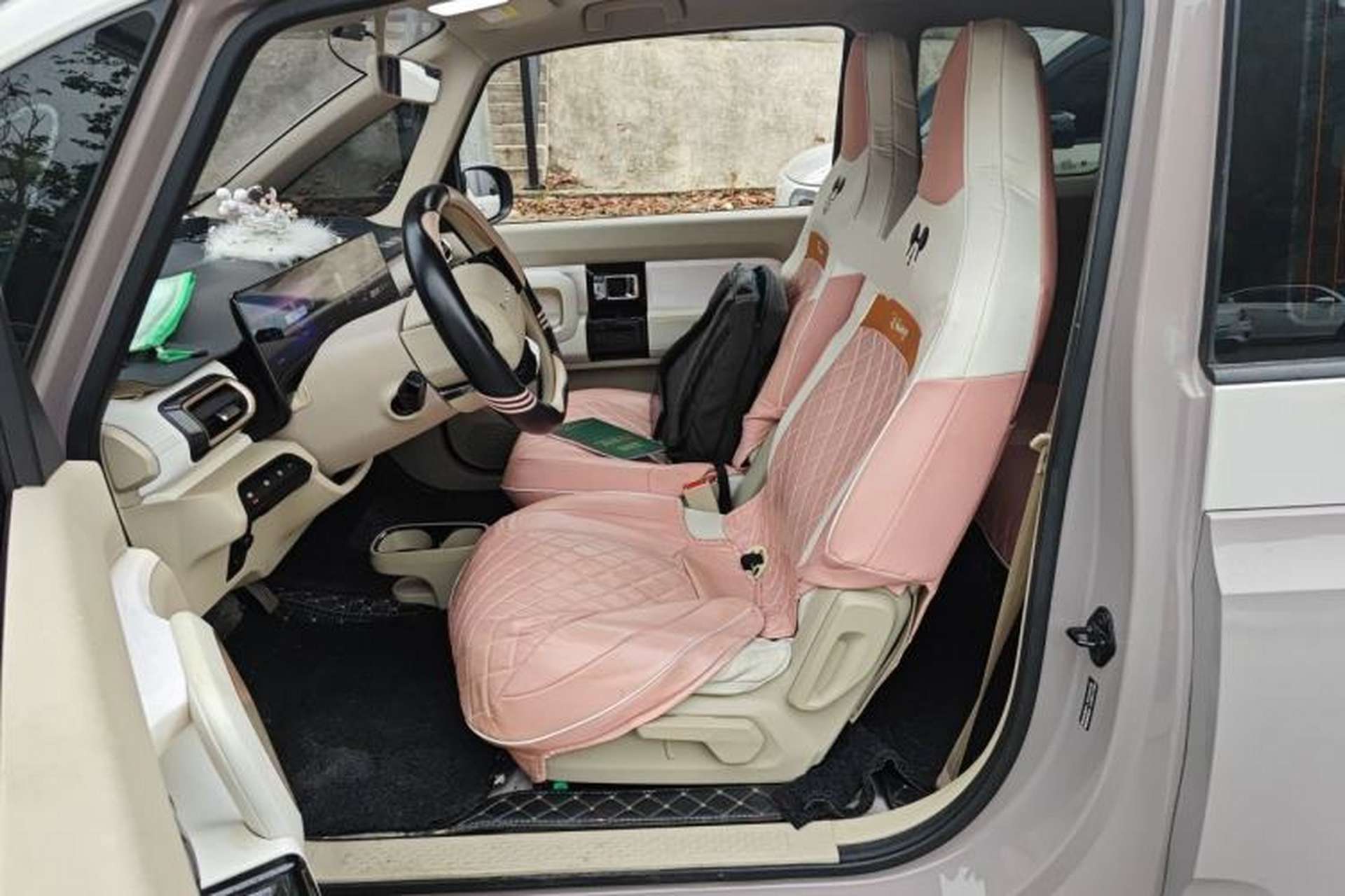 Used Baojun KiWi EV 2023 Smart Luxury Edition Lithium Iron Phosphate Left Front Seat