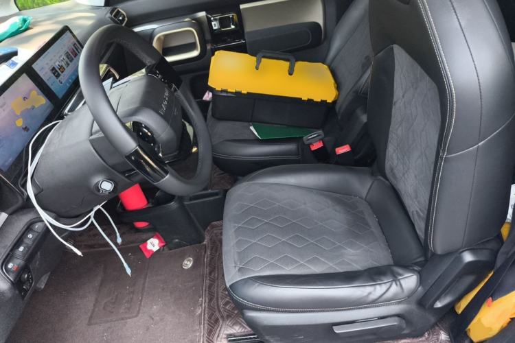 Used Baojun KiWi EV 2023 DJI Edition Lithium Iron Phosphate Left Front Seat