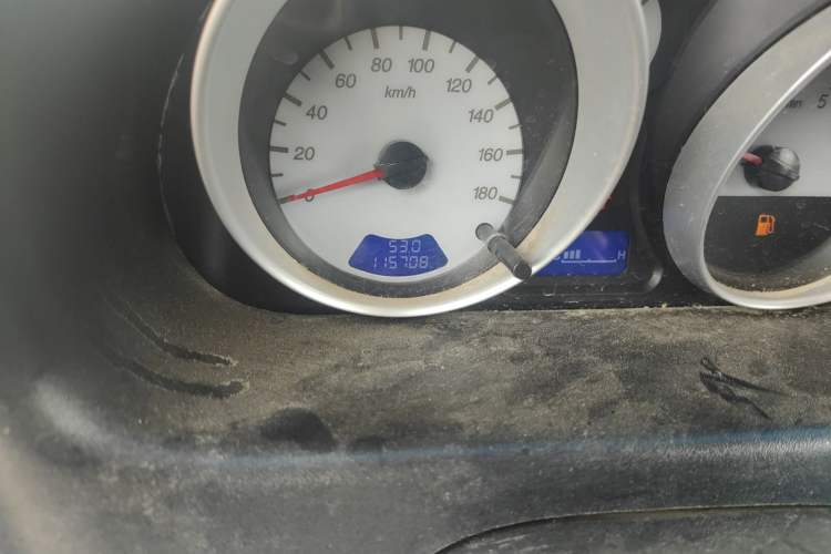 Used Baojun Lechi 2012 1.2L Manual Sporty Fashion Model Odometer Close Up