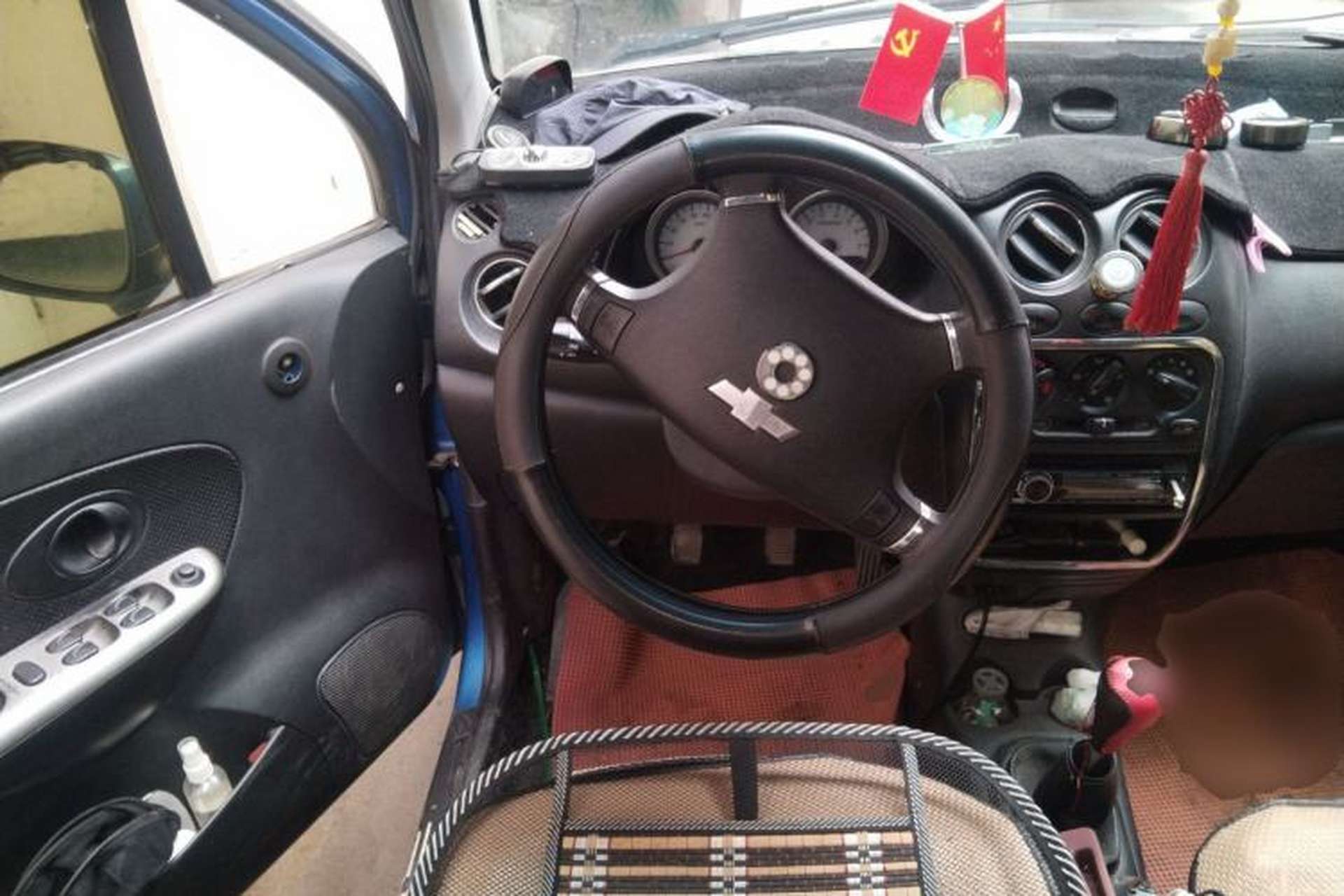 Used Baojun Lechi 2009 1.0L manual standard version Steering Wheel