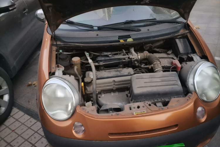 Used Baojun Lechi 2009 1.2L manual Active trim Engine Bay Right