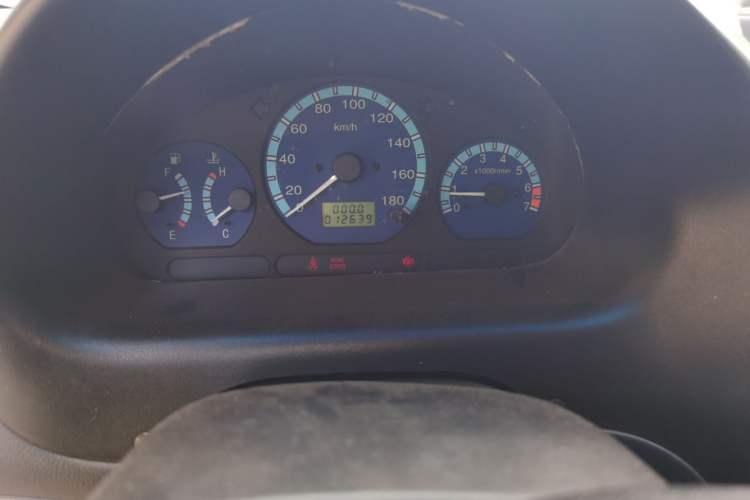 Used Baojun Lechi 2009 1.0L manual comfort version Odometer Close Up