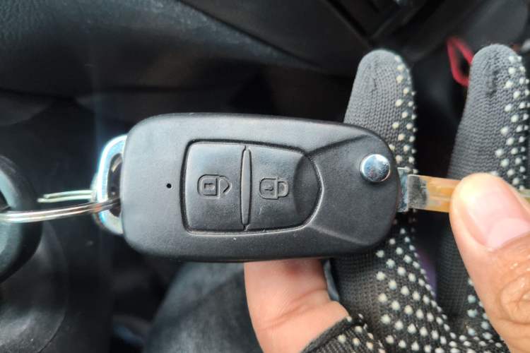 Used Baojun Lechi 2010 1.0L P-TEC Manual Superior Model Vehicle Key
