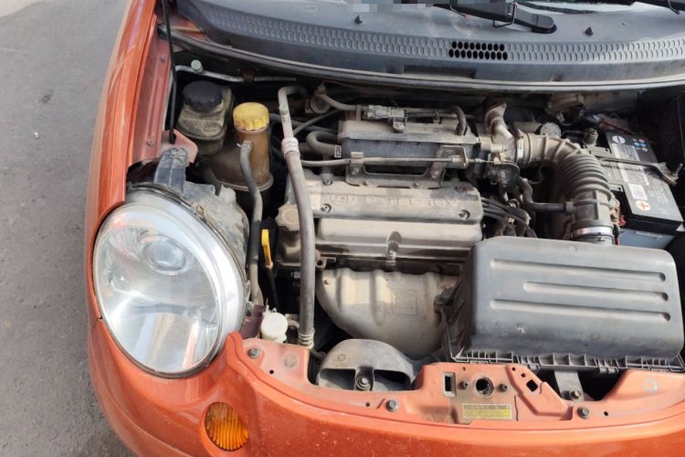 Used Baojun Lechi 2010 1.2L Manual Superior Edition Engine Bay Right