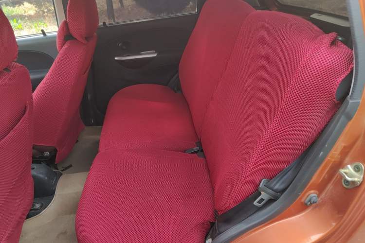 Used Baojun Lechi 2010 1.2L Sport Edition Dynamic Version Left Rear Seat