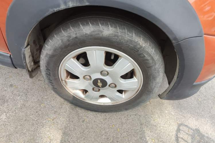 Used Baojun Lechi 2010 1.2L Sport Edition Dynamic Version Right Front Wheel Hub