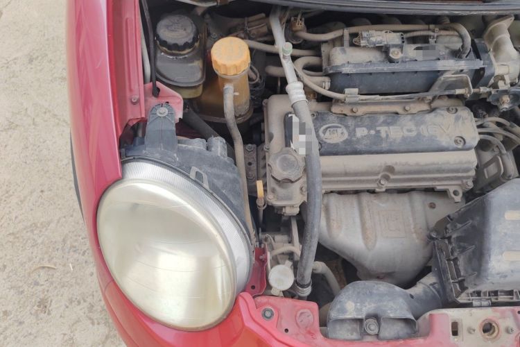 Used Baojun Lechi 2010 1.2L Sport Edition Fashion Model Engine Bay Right
