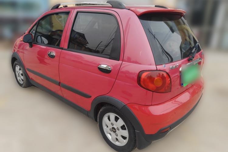 Used Baojun Lechi 2010 1.2L Sport Edition Fashion Model Rear Left 45 Deg