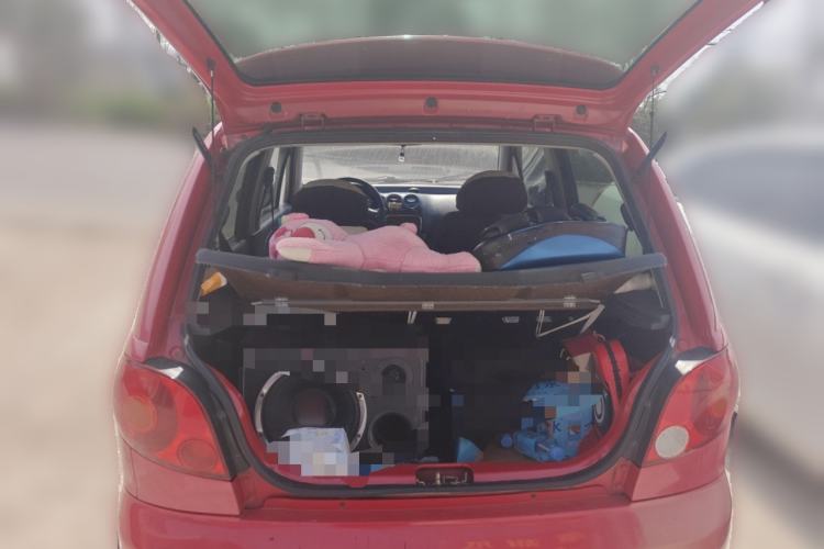Used Baojun Lechi 2010 1.2L Sport Edition Fashion Model Trunk