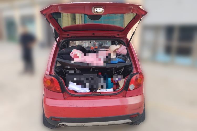 Used Baojun Lechi 2010 1.2L Sport Edition Fashion Model Trunk