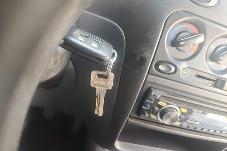 Used Baojun Lechi 2010 1.0L P-TEC Manual Active Model Vehicle Key