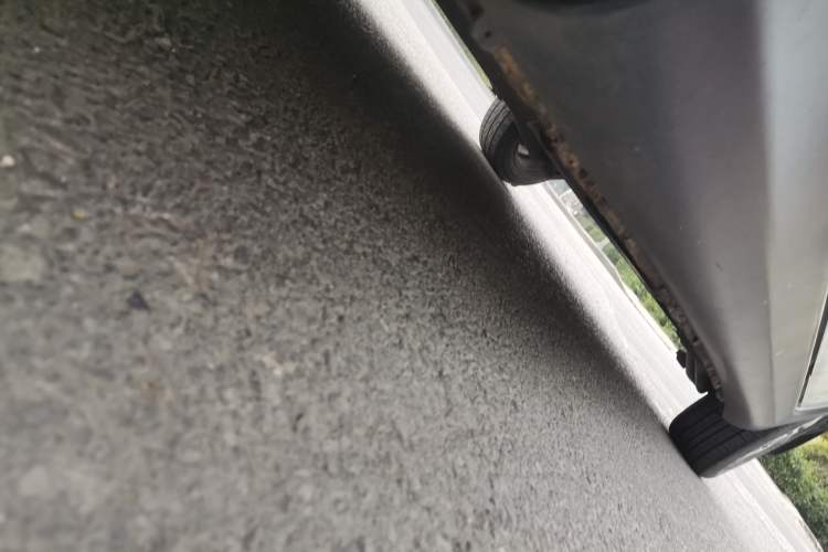 Used Baojun Lechi 2010 1.2L Manual Superior Edition Chassis Front Left