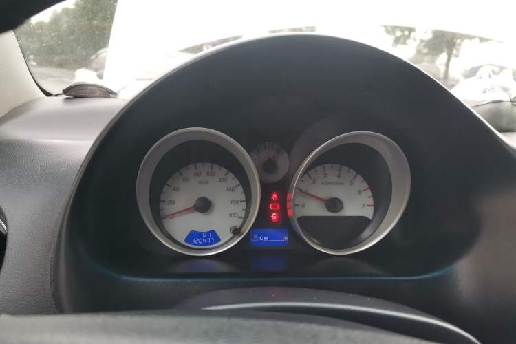 Used Baojun Lechi 2010 1.2L Manual Superior Edition Instrument Cluster