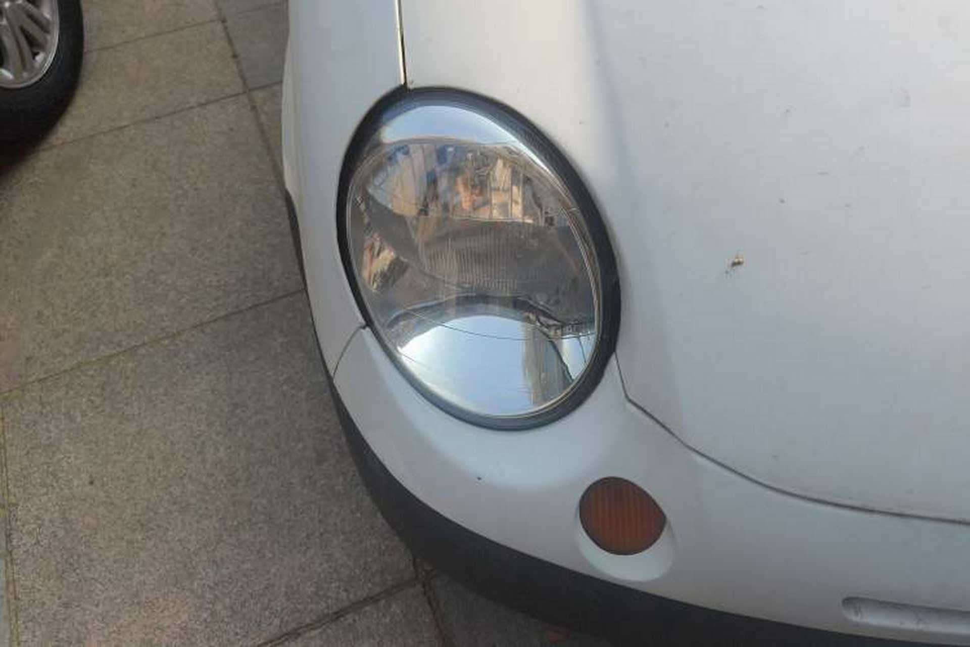 Used Baojun Lechi 2010 1.0L P-TEC Manual Superior Model Right Front Headlight