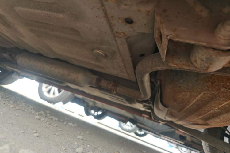 Used Baojun Lechi 2010 1.2L Sport Edition Dynamic Version Chassis Rear Left