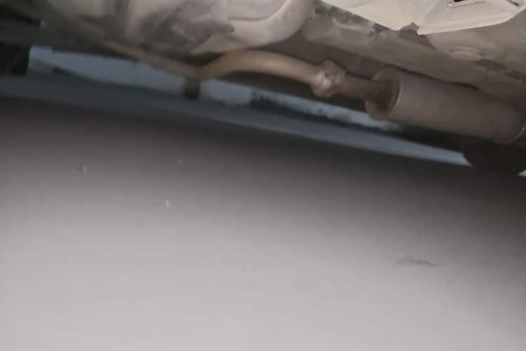 Used Baojun Lechi 2010 1.2L manual fashion version Chassis Rear Right